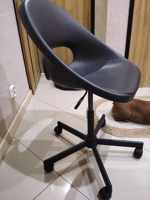Krzesło obrotowe Ikea czarne