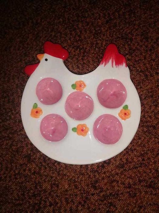 Talerz ceramiczny kurka, Nowy