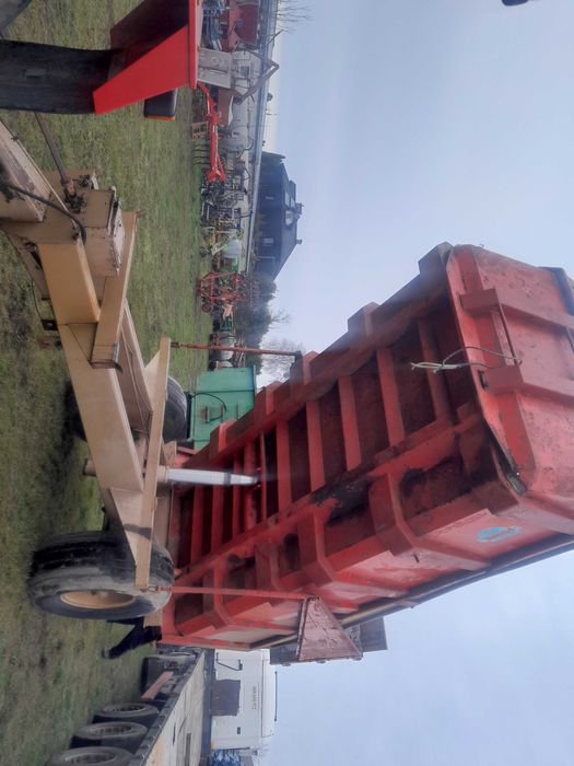 Przyczepa wywrotka skorupowa 8 10 lub 12 ton