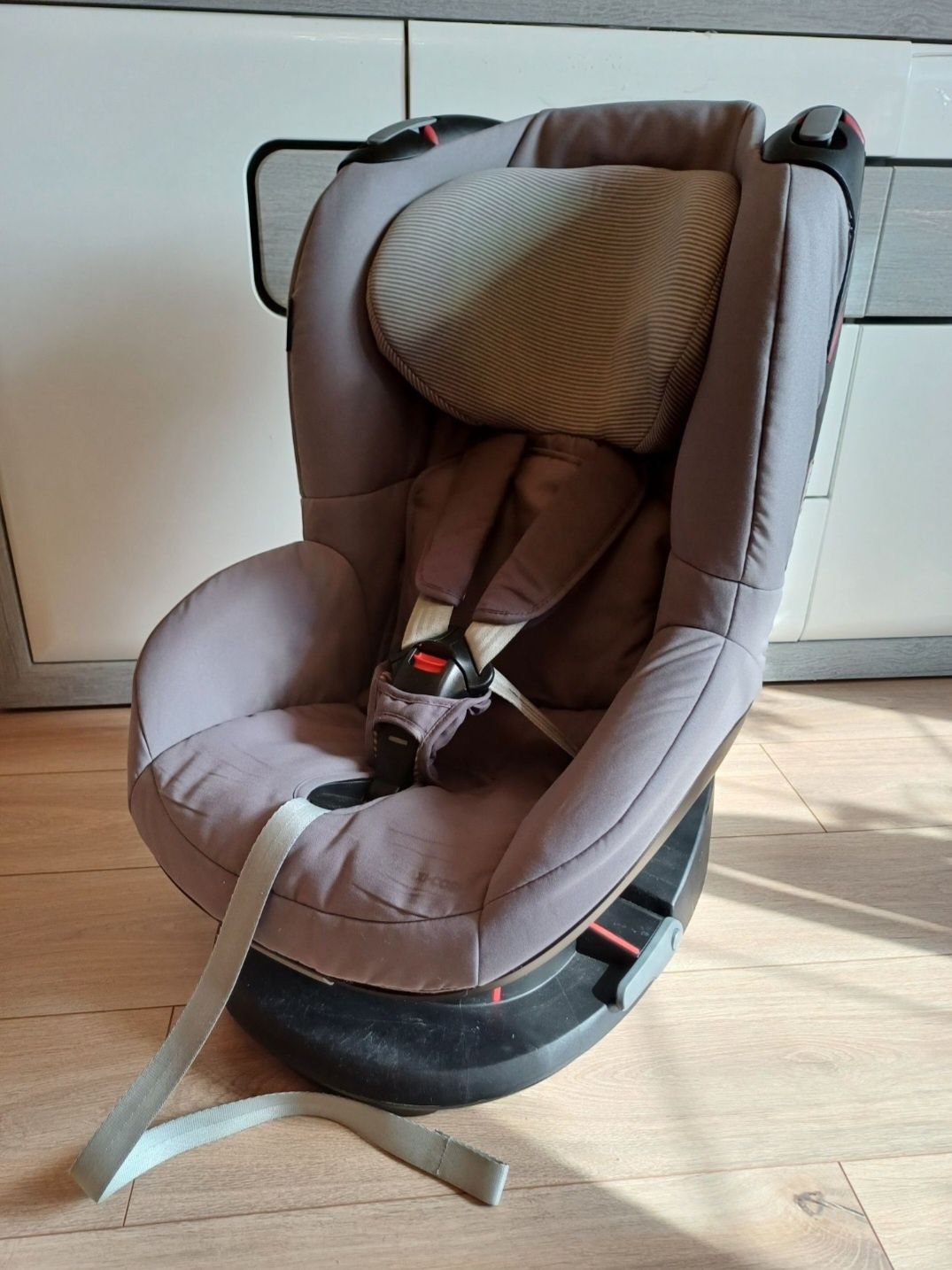Fotelik samochodowy Maxi-Cosi Tobi 9-18 kg