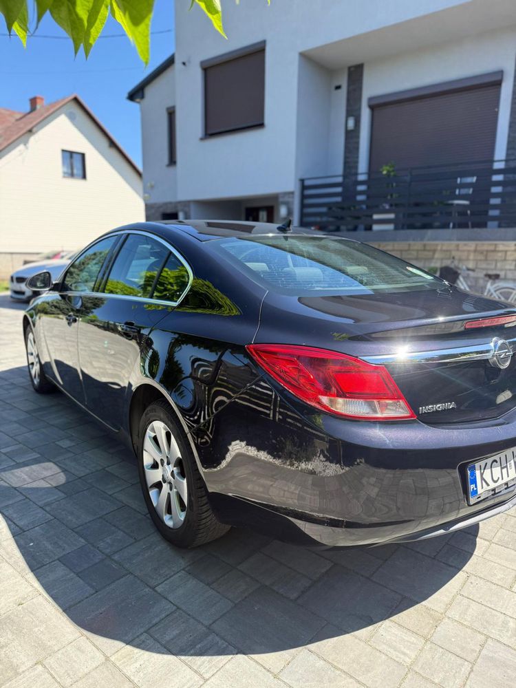 Opel Insignia 1.8 benzyna xenon klima po remoncie