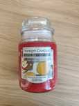 Świeca zapachowa Yankee Candle