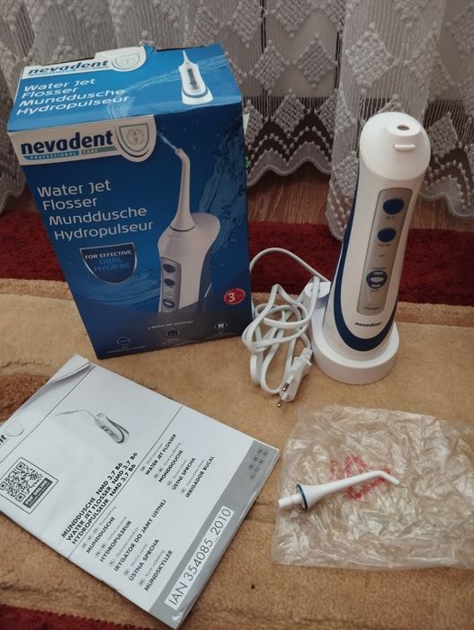 Портативний іригатор Nevadent NMD 3.7 B6 ( не тримає зарядку)