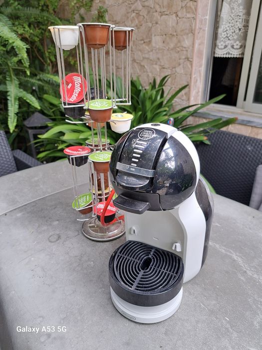 Maquina de cápsulas nescafé Doce Gusto