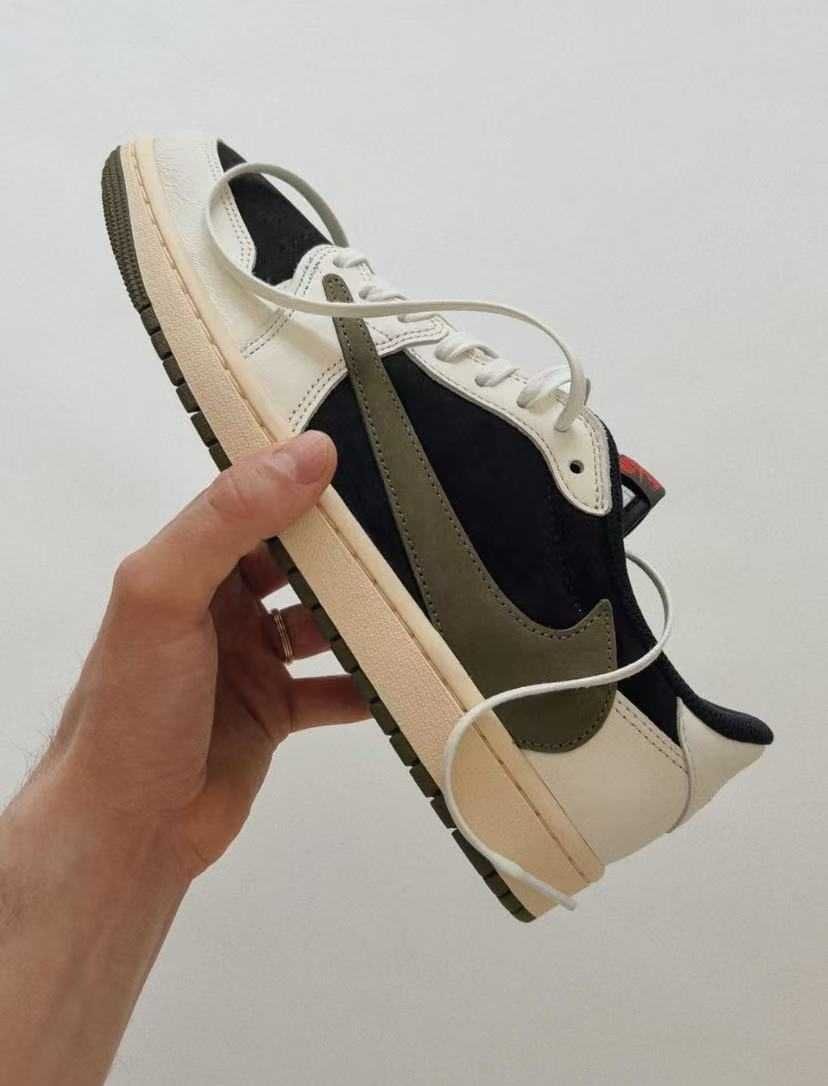 ordan 1 Retro Low OG SP Travis Scott Olive R.39