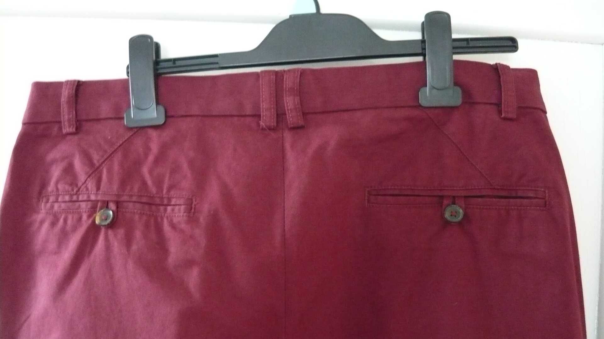 Męskie bordowe spodnie nowe