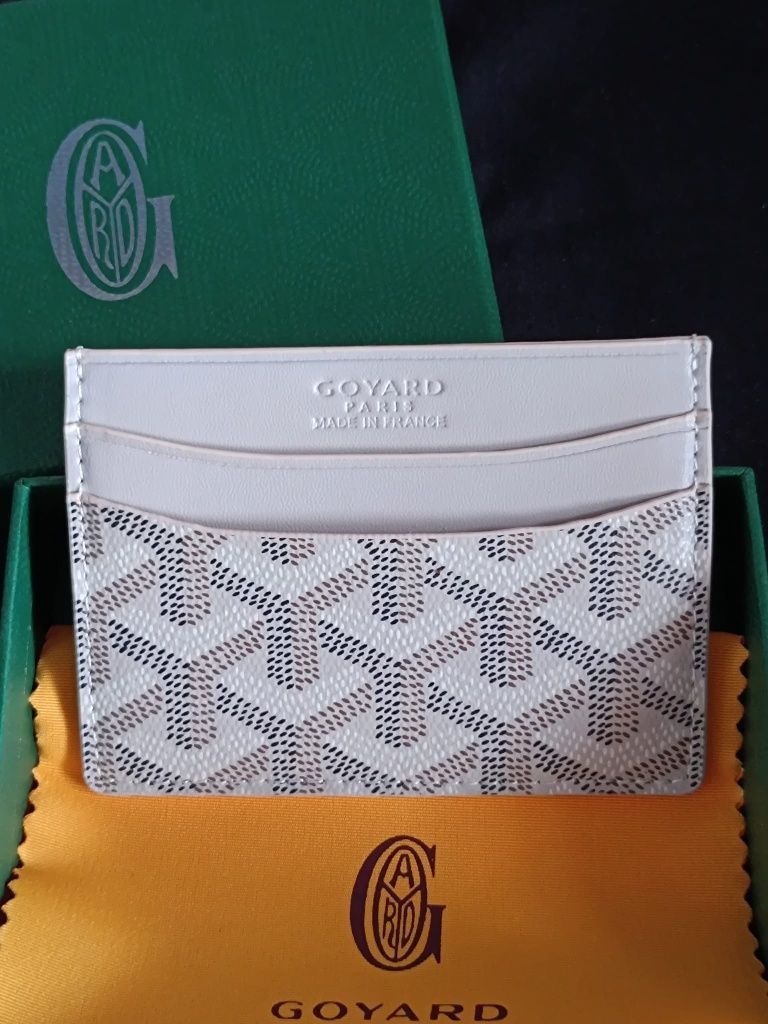 Carteira goyard muito boa