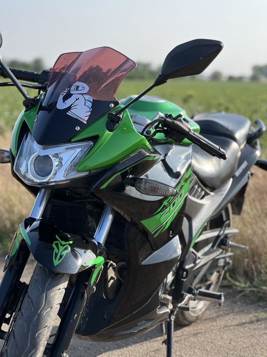 Мотоцыкл Lifan kpr 200