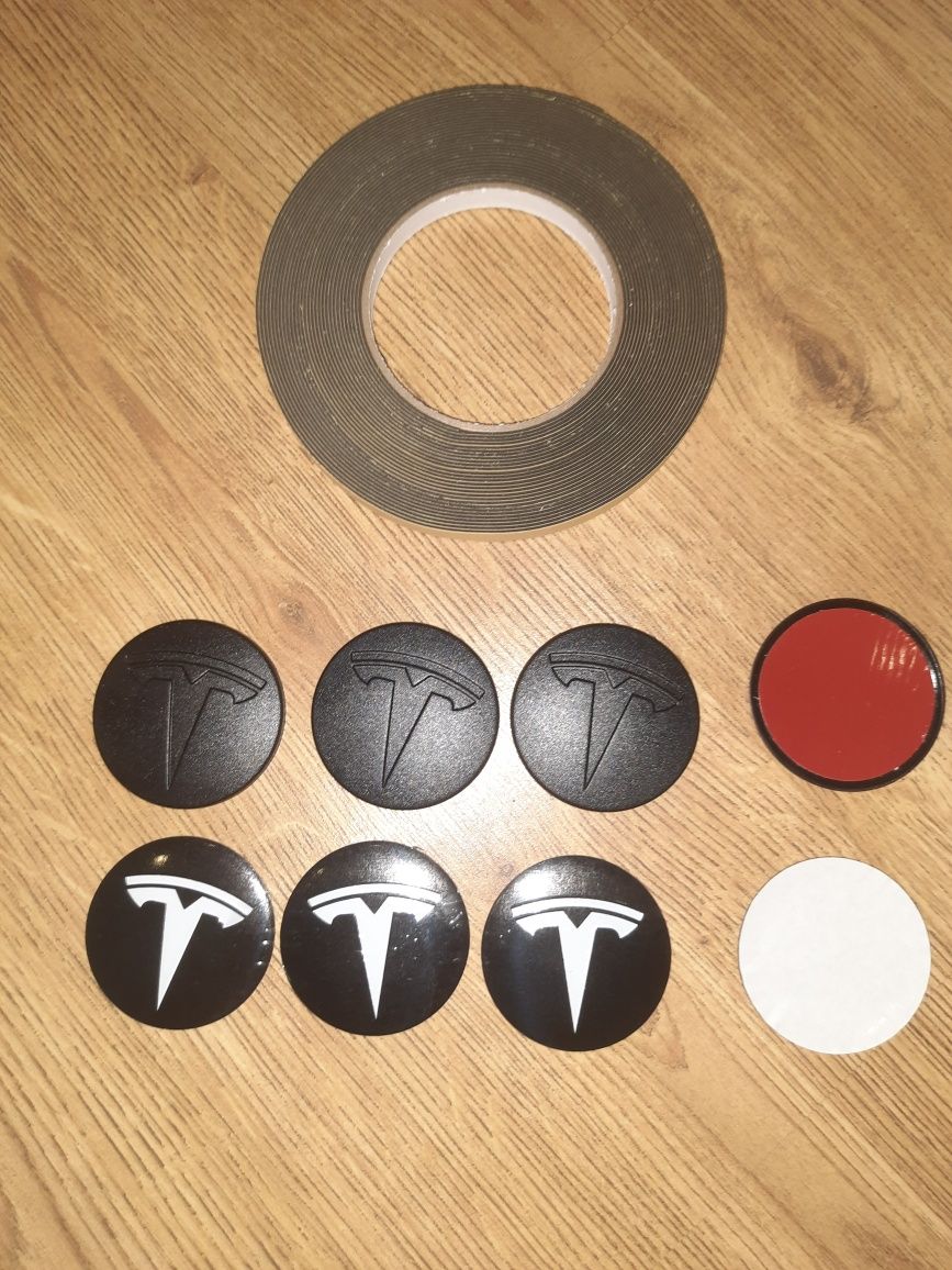 Ковпачки Тесла. Заглушки на диски та емблеми на ковпаки Tesla