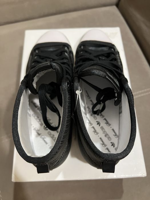 Кросівки жіночі adidas