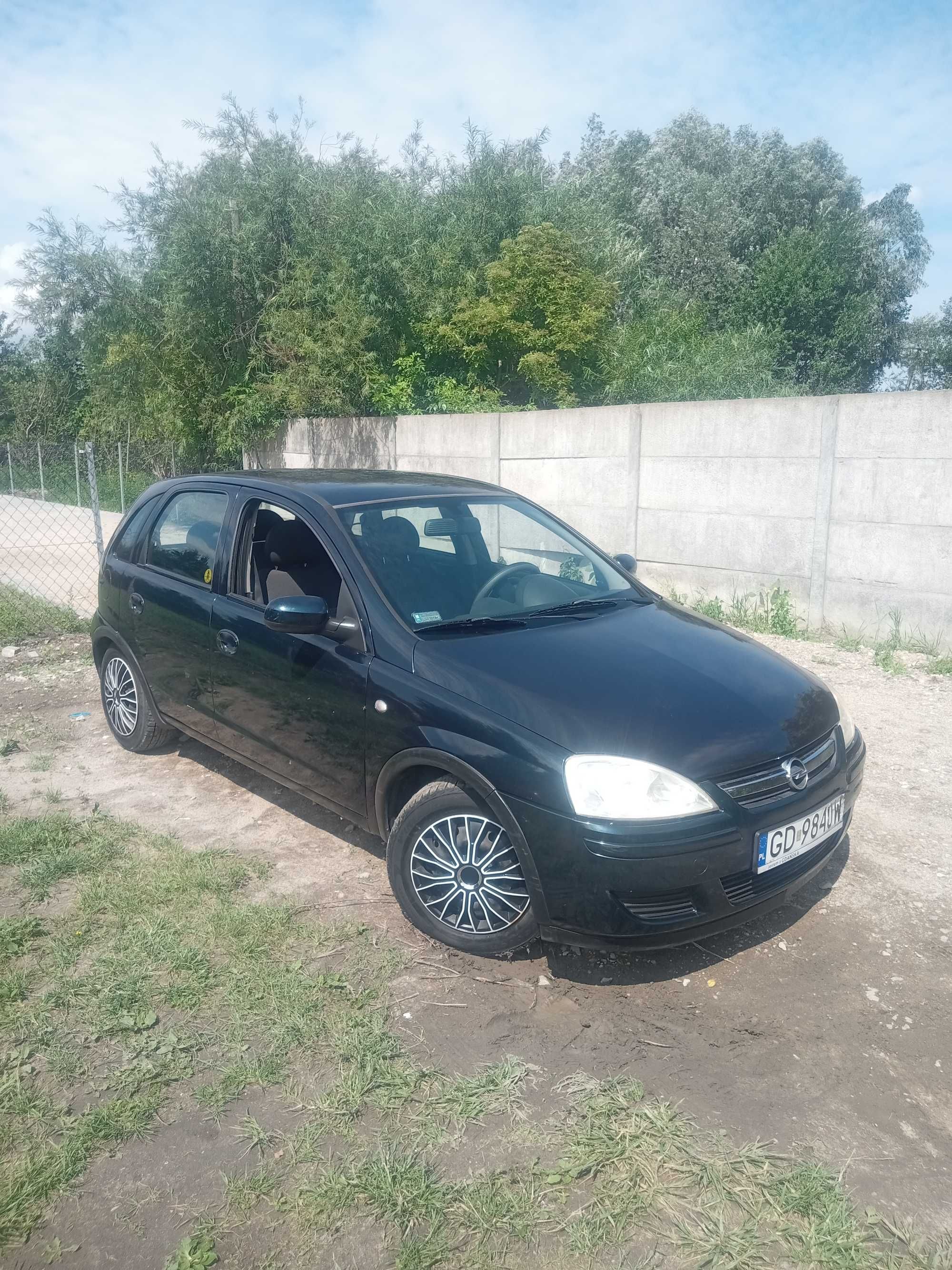 Opel Corsa c 1.0b 2004r.