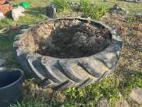 Opona z traktora oczko donica
