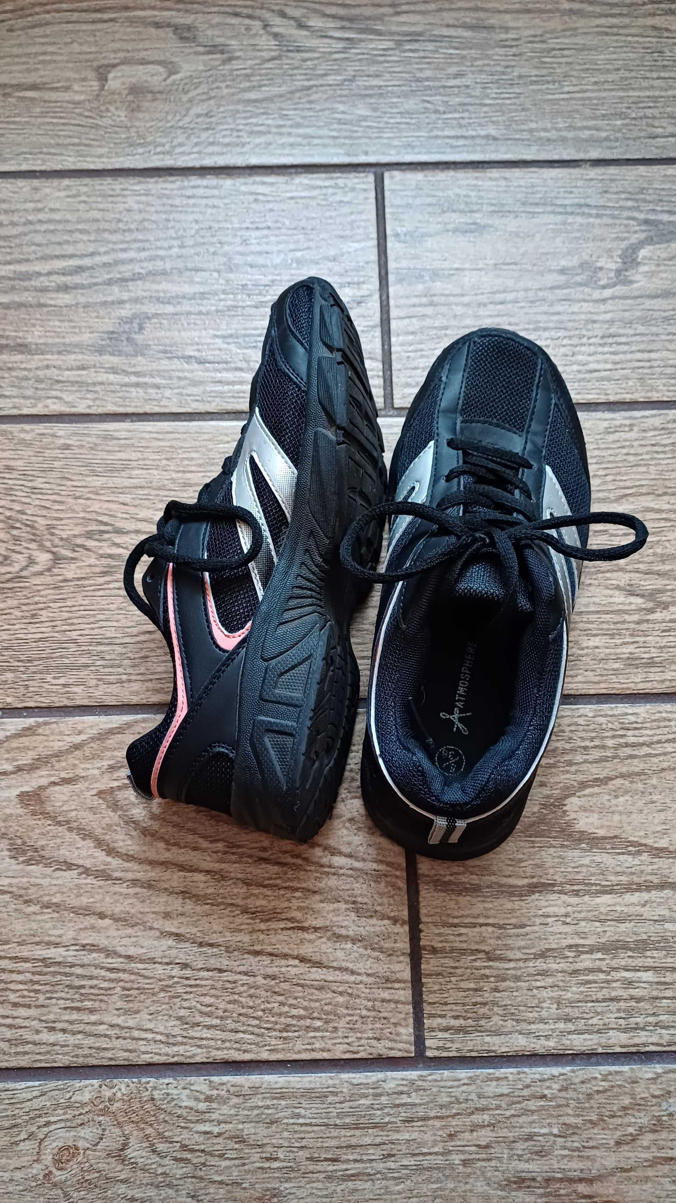 Zadbane sportowe buty ATMOSPHERE# czarne r. 38