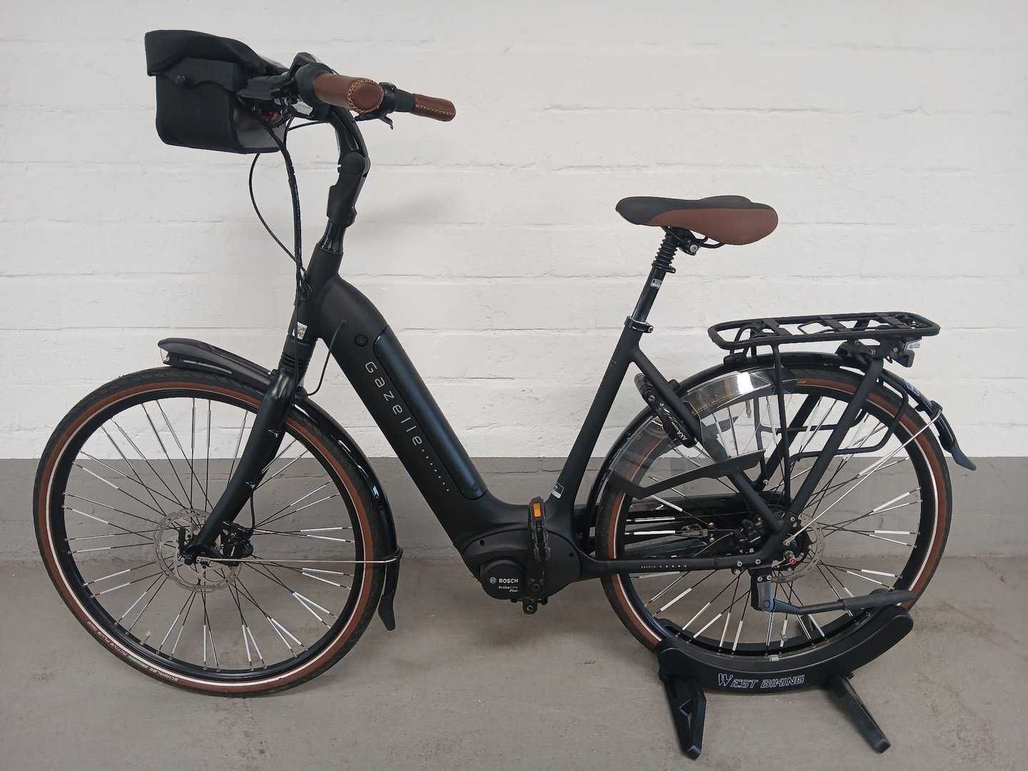 Rower elektryczny Gazelle Arroyo C8 HMB Elite Koła 28" Przebieg 200 km