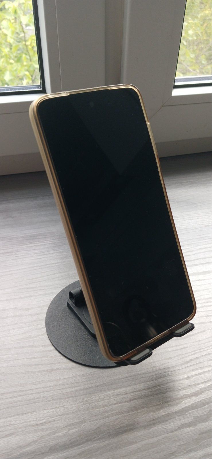 Мобильный телефон Motorola G13