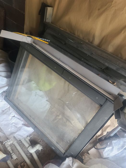 Продам мансардне вікно 100х78