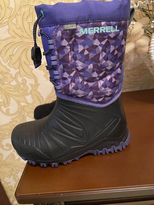 Дитячі зимові сноубутси