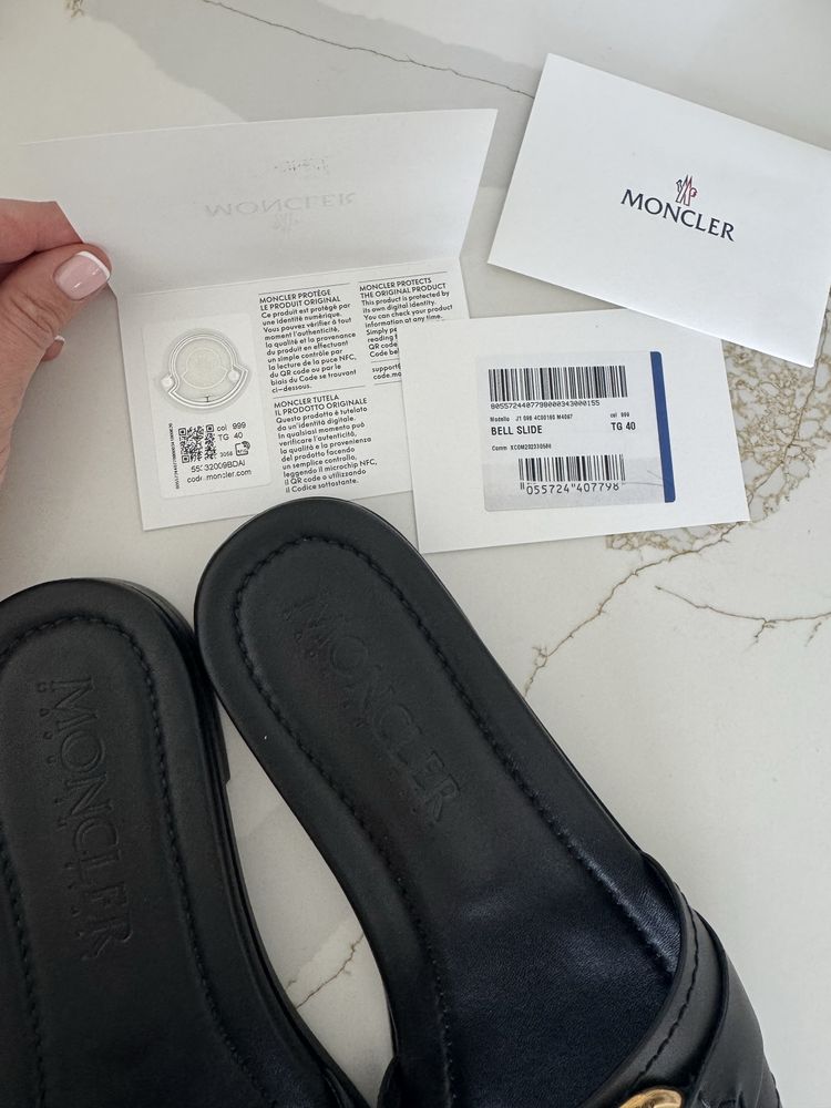 -40% MONCLER czarne KLAPKI BELL skórzane zlote logo 100% Oryginalne 40