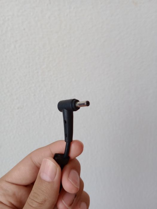 Carregador Asus .