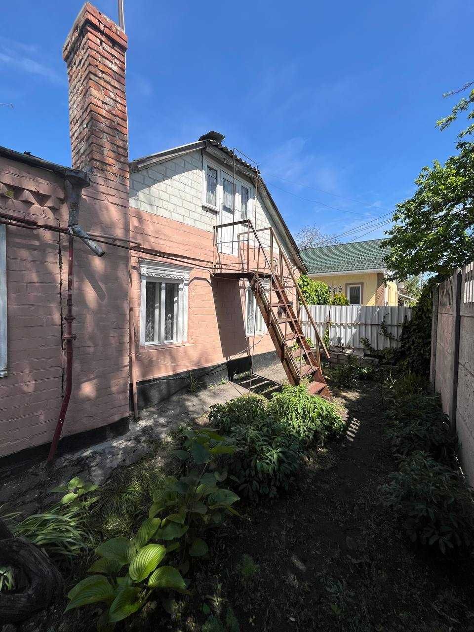 Продаж 3кімн. половини будинку вул.Кіровоградська, р-н Крюків