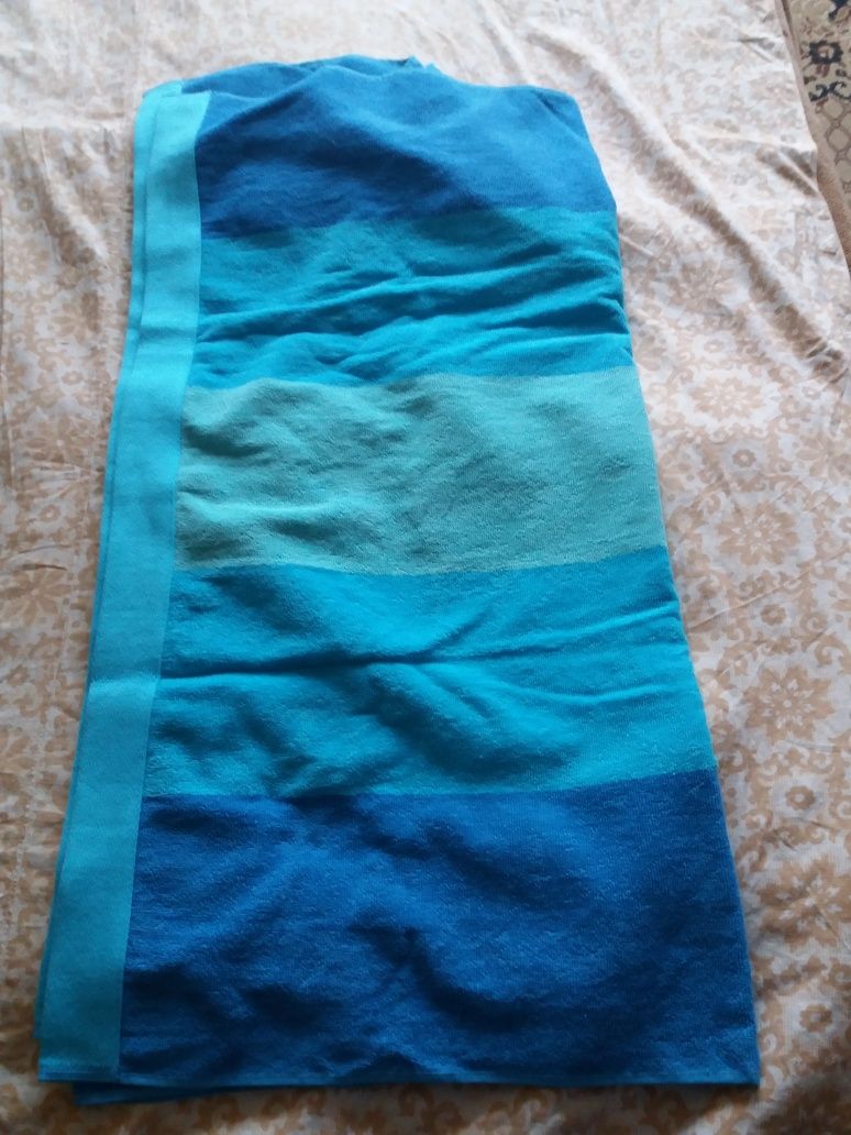 Махровое большое полотенце