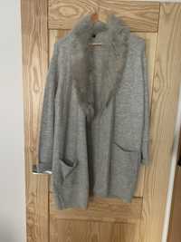 Sweter płaszcz z „liskiem” rozmiar 46-48
