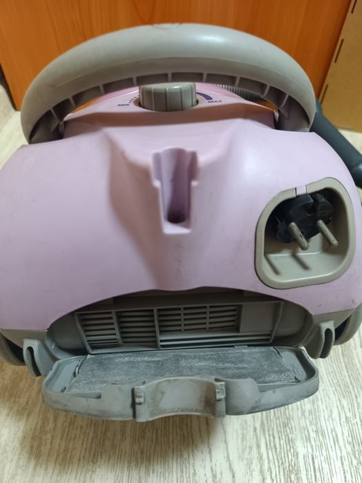 Пылесос Samsung 380W мощный