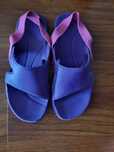 Sandalias menina