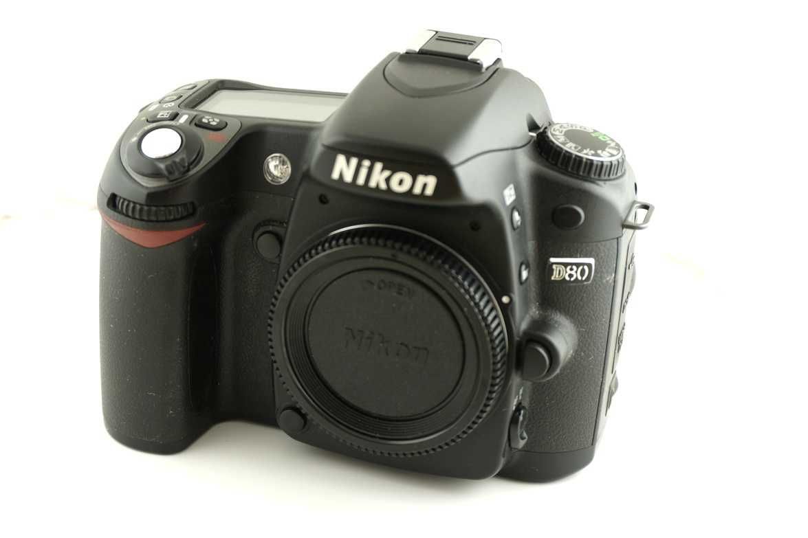 Nikon D80 kultowy aparat w super stanie - polecam
