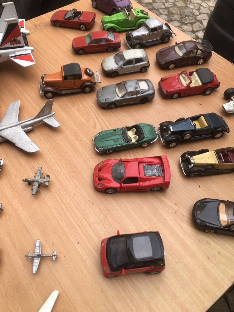 Coleção carros miniatura e aviões metálicos