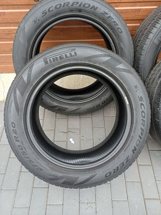 Para/komplet opon wielosezon 275/50/20 R20 Pirelli Scorpion Zero SUV X