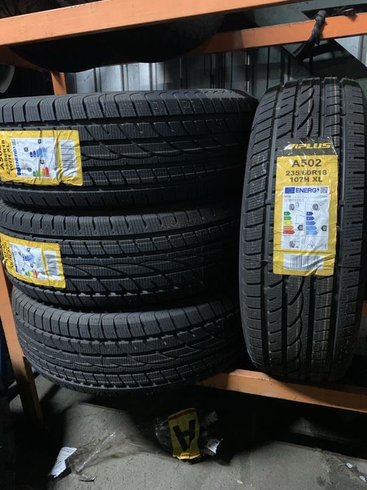 Aplus A502 235/60 R18 107H