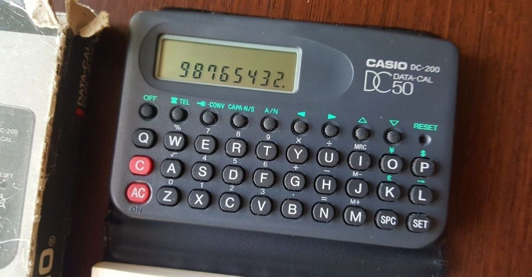 Kultowy kalkulator Casio Japan Data-Cal DC-200GY PRL