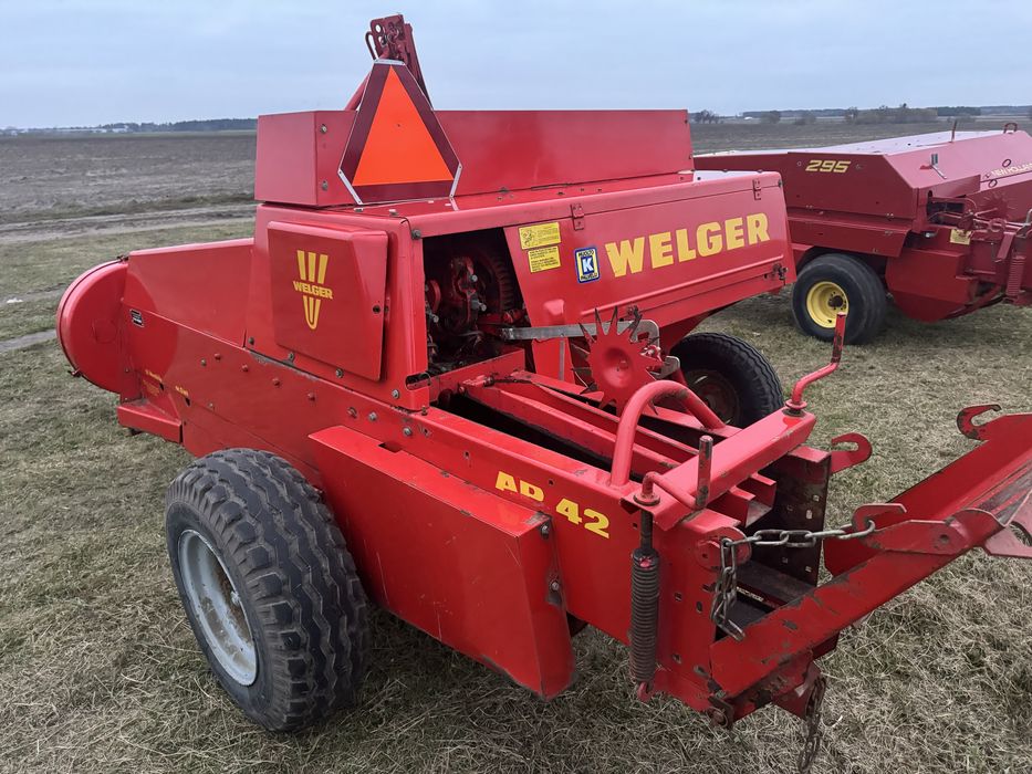 Прес підбирач Пресс-подборщик тюкопрес Велгер WELGER AP42 (AP430-400)