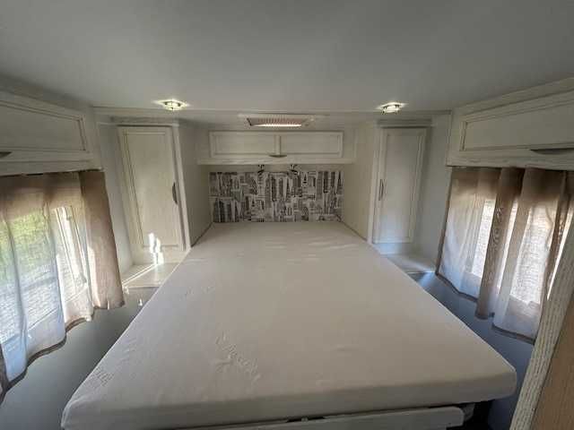 NOTIN Cama central modelo Verone