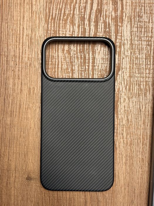 Benks для iPhone 17 Pro Max