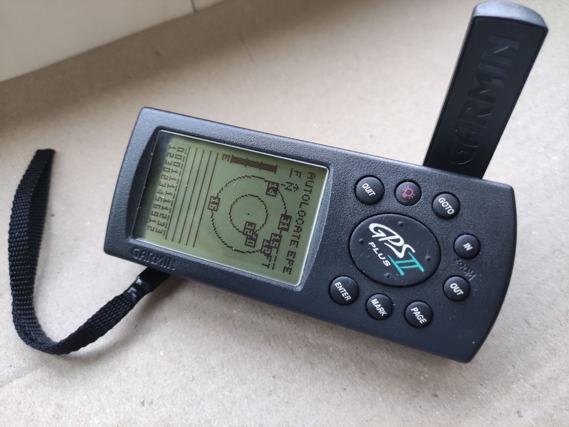 Вінтажний GPS навігатор Garmin gps ll plus