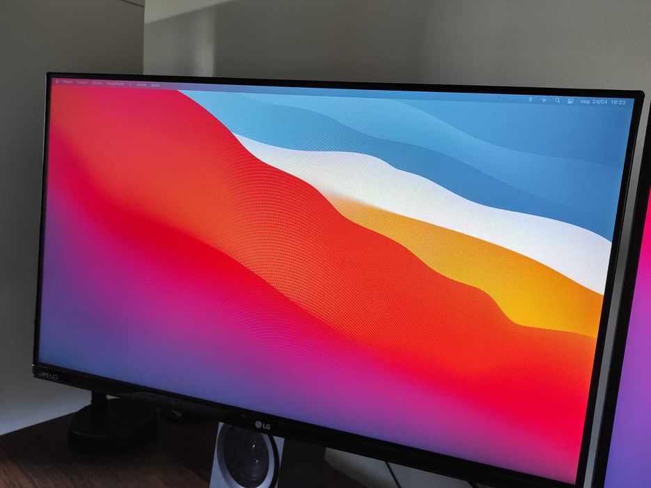 Monitor LG 24mp68vq + suporte