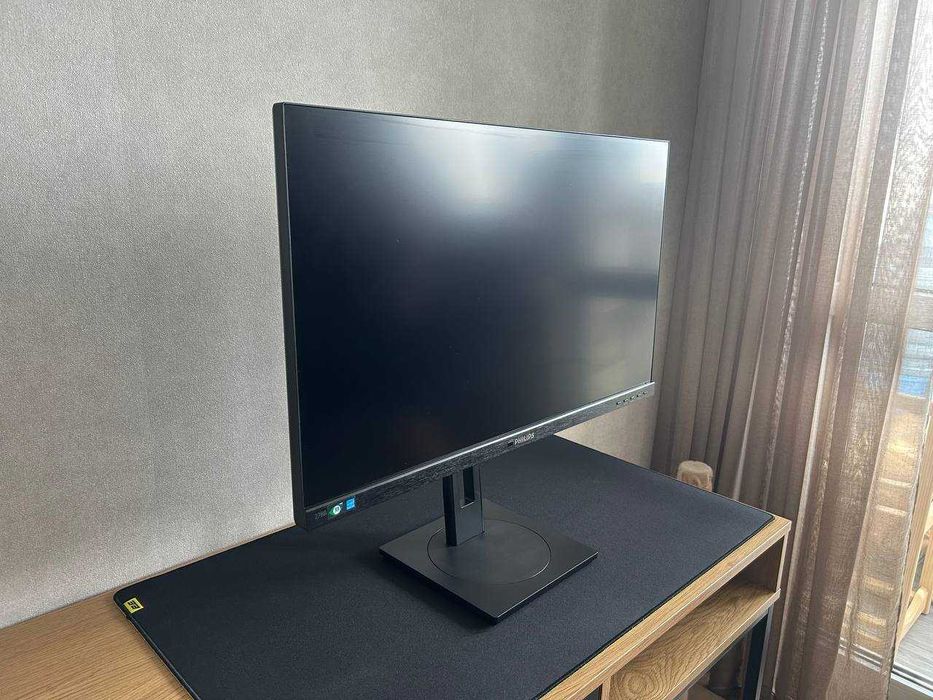 Philips 278B1/00 27” 4K IPS монітор для роботи та PS5
