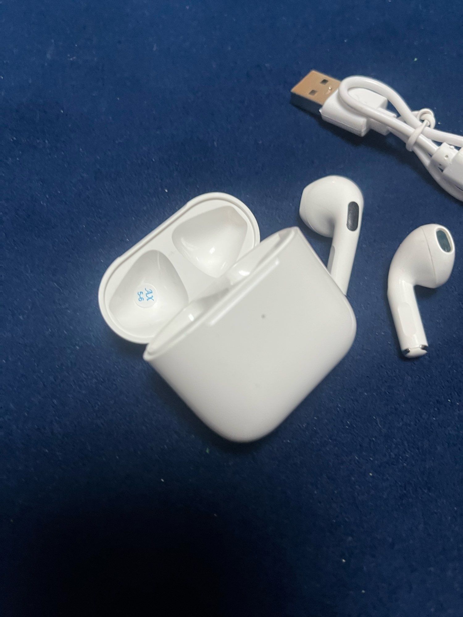 Fones Bluetooth NOVOS 2 por 15€