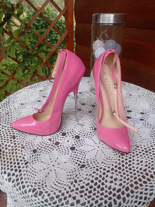 Bardzo wysokie szpilki metalowy obcas 16cm róż r38 high heels sexowne