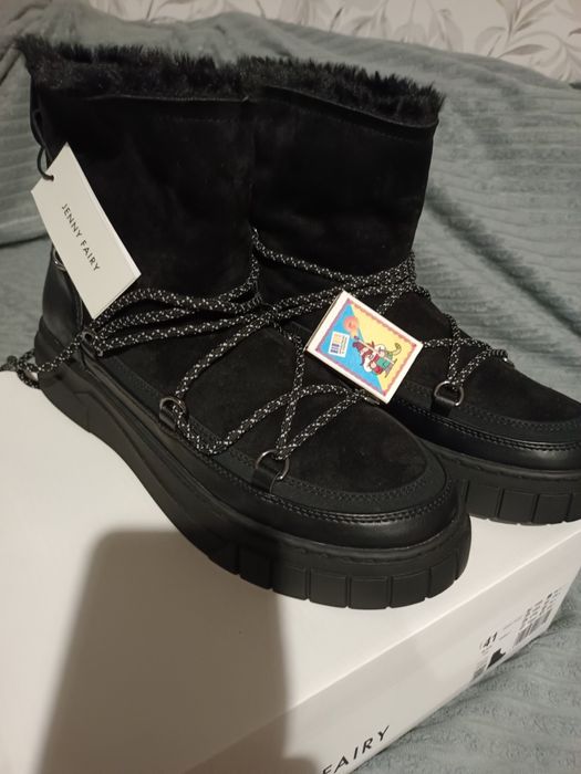 Нові жіночі чоботи, сапожки, ботінки