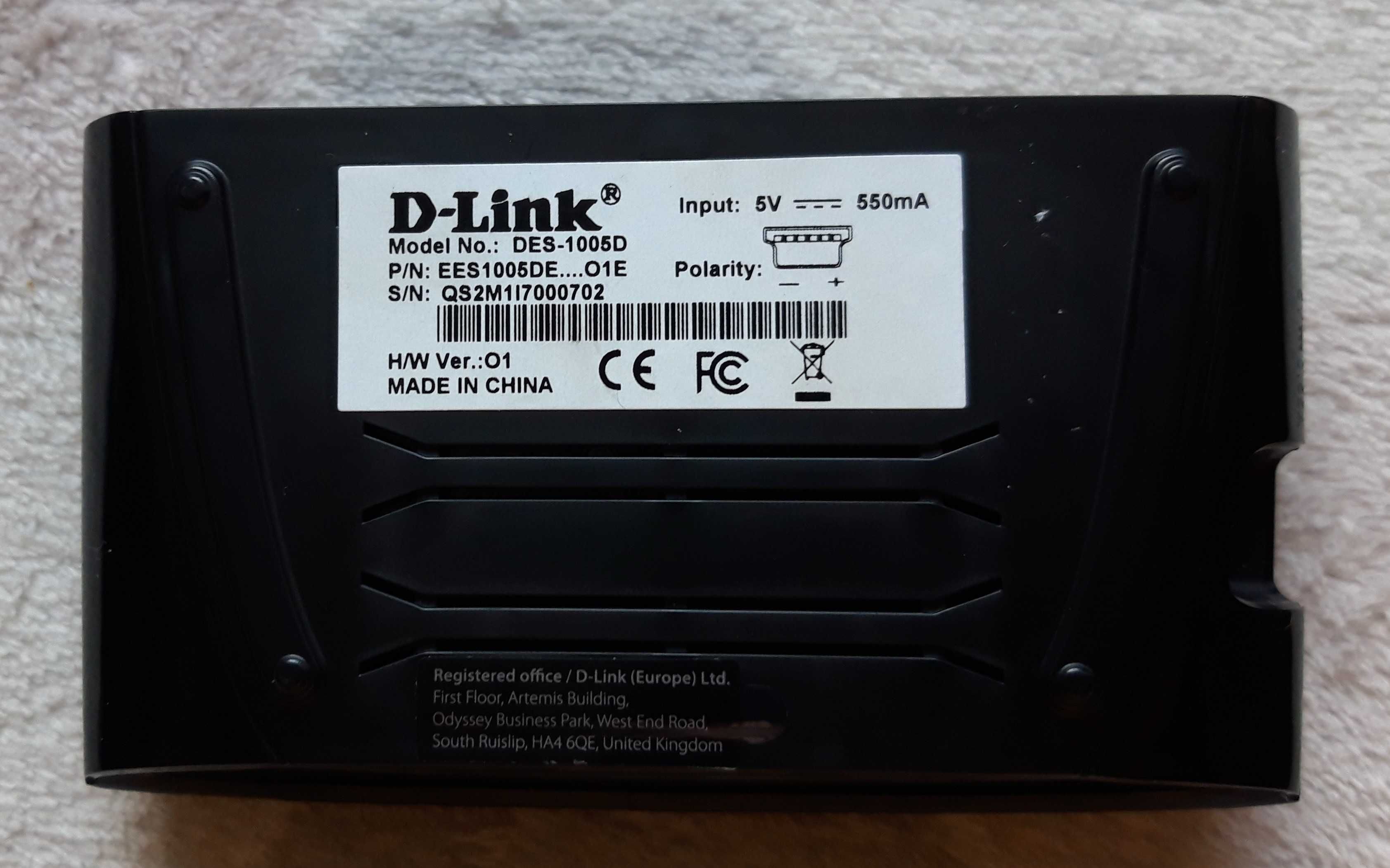 Nowiutki 5-portowy przełącznik Fast Ethernet D-Link
