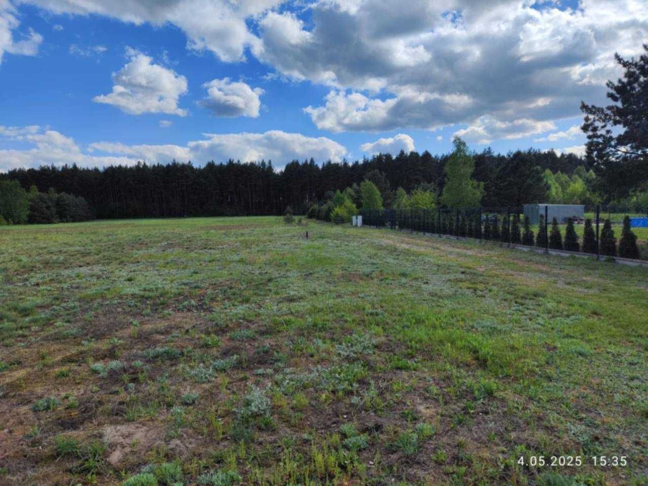 Piękne działki budowlane w Kamieńczyku – las i bez lasu