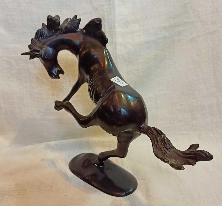 Estatueta Unicórnio Metal