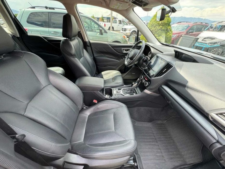 Subaru Forester Limited      2020