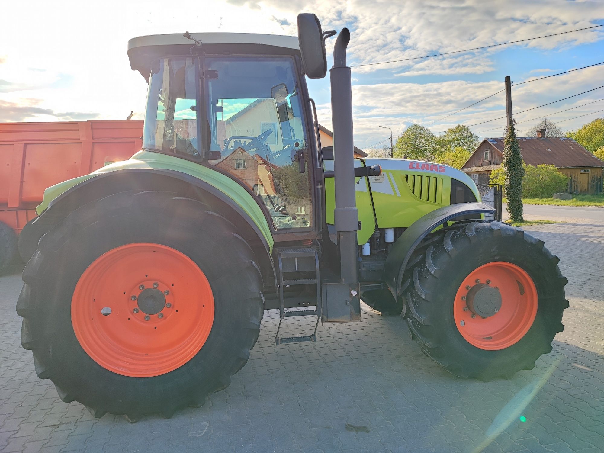 Claas Arion  640
