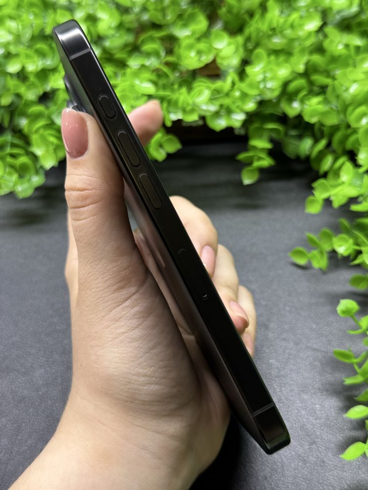 iPhone 16 Pro, 256Gb, Black Titanium (Neverlock) Айфон 16 Про, 256гб