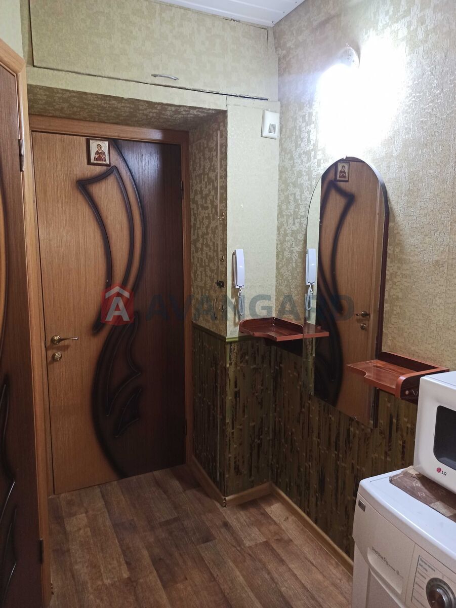 Продам 2 к.кв. в Хорт. Бабурка Аптека з ремонтом, меблями та технікою