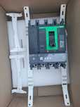 Disjuntor Schneider 4x630A, 36kA - Usado em Ótimo Estado